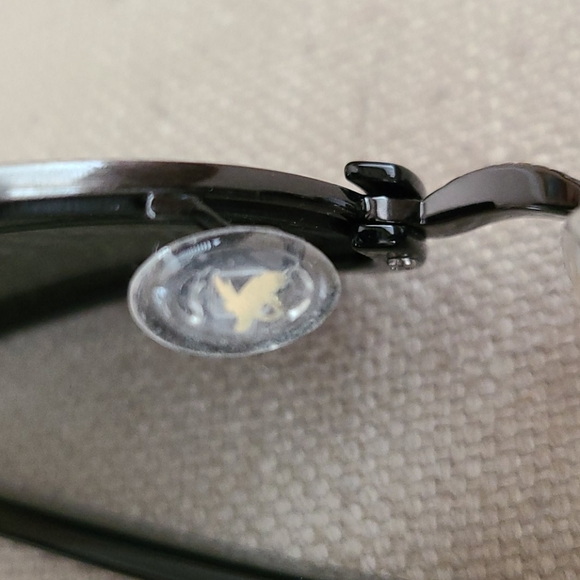 Maui Jim Kawika Gloss Black w/ Neutral Grey Lens - Picture 13 of 13